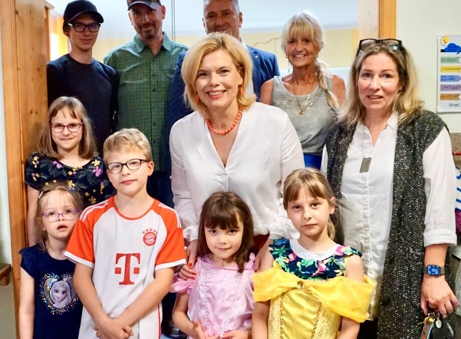 Familienersatz in Leisel: Besuch im Kinderheim
