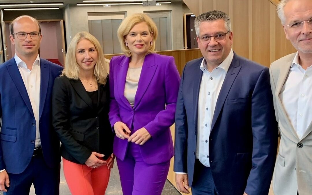 Unternehmerinnen und Unternehmer aus der Region in Berlin