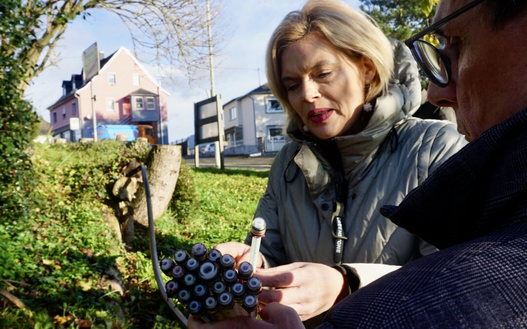 Erfolgreicher Einsatz von Julia Klöckner: Glasfaserausbau im Neubaugebiet in Herborn