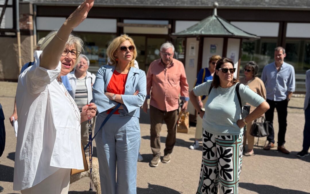 Großes Interesse: Rundgang in Bad Münster am Stein-Ebernburg